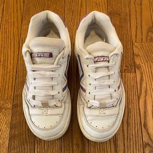 Vintage Vans Upland White/Iridescent Blue Lace up Womens Skateboarding Shoe